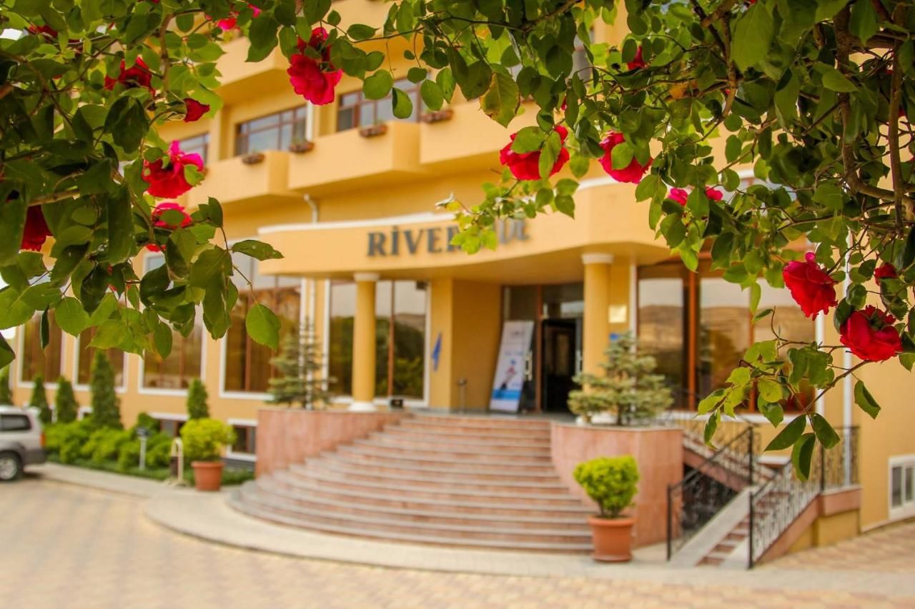 Отель River Side Hotel Мингечевир-21
